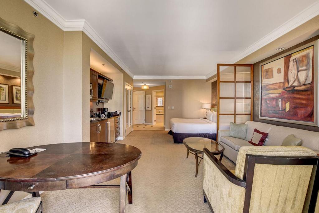 Strip & Sphere View! Privately Owned Condo Hotel-The Signature At Mgm Las Vegas Bagian luar foto